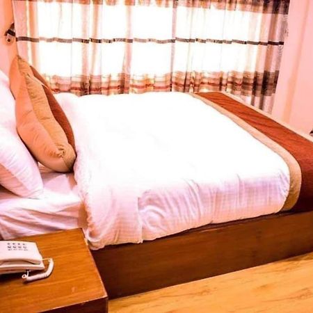 Kathmandu Peace Hotel Dış mekan fotoğraf